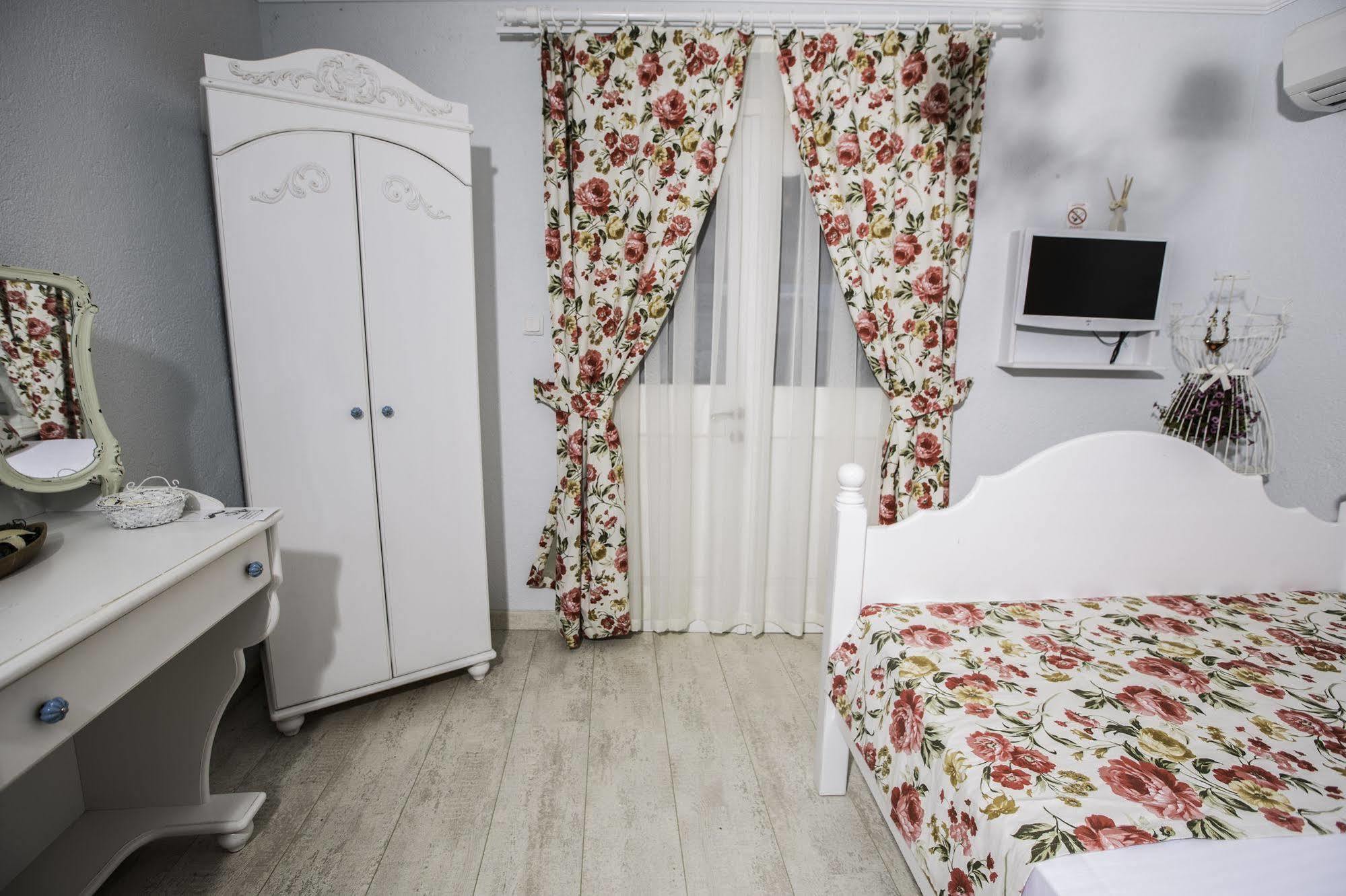 The White Hotel Alaçatı Eksteriør bilde